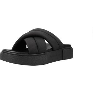 Sandały TOMMY JEANS FLATFORM SANDAL Czarny. Czarne sandały TOMMY HILFIGER, bez wzorów, z jeansu, bez obcasa, bez zapięcia. Za 291,99 zł.