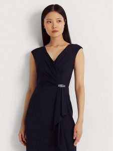 Lauren Ralph Lauren Sukienka koktajlowa 253906356001 Granatowy Regular Fit. Niebieskie sukienki Lauren Ralph Lauren, bez wzorów, z syntetyku, wizytowe, bez kołnierzyka, bez ramiączek. Za 599,99 zł.