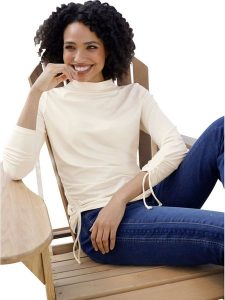 Heine Bluzka w kolorze kremowym rozmiar: 46. Brązowe bluzki Heine, bez wzorów, bez kołnierzyka, bez ramiączek. Za 34,99 zł.