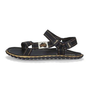 Sandały Gumbies Tracker Sandals Unisex Black GU-SATRA001 czarne. Czarne sandały bez wzorów, z bawełny, bez obcasa, bez zapięcia. Za 319,13 zł.