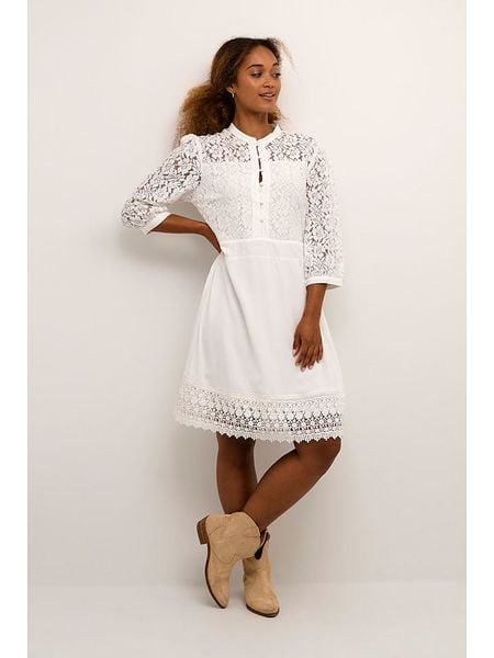 Cream Sukienka w kolorze białym rozmiar: 44. Białe sukienki Cream, bez wzorów, z koronki, bez kołnierzyka, bez ramiączek, midi, rozkloszowane. Za 165,31 zł.