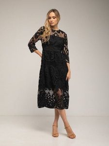 Tantra Sukienka w kolorze czarnym rozmiar: L. Czarne sukienki Tantra, l, bez wzorów, z koronki, bez kołnierzyka, bez ramiączek, midi. Za 269,11 zł.