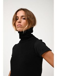 AUTHENTIC CASHMERE Kaszmirowy golf "Capucin" w kolorze czarnym rozmiar: XL. Czarne golfy AUTHENTIC CASHMERE, xl, bez wzorów, z kaszmiru, bez ramiączek. Za 257,92 zł.