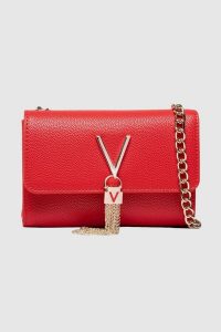VALENTINO Czerwona kopertówka Divina. Czerwone torebki klasyczne Valentino by Mario Valentino, bez wzorów, małe, bez dodatków. W wyprzedaży za 188,99 zł.