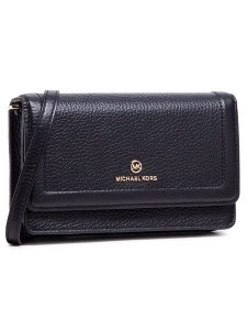 Michael Kors Torebka Jet Set Charm 32S1GT9C5L Czarny. Czarne torebki klasyczne Michael Kors, bez wzorów, ze skóry, bez dodatków. Za 639,99 zł.