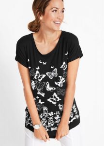 T-shirt z nadrukiem. Czarne t-shirty bonprix, bez wzorów, bez kołnierzyka, bez ramiączek. Za 59,99 zł.