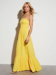 LA Angels Sukienka w kolorze żółtym rozmiar: M. Żółte sukienki LA Angels, na imprezę, m, bez wzorów, z wiskozy, bez kołnierzyka, bez ramiączek, maxi. Za 153,71 zł.