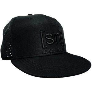 Czapka z daszkiem SUPER.NATURAL Action Cap. Czarne czapki super.natural, bez wzorów, sportowe. Za 140,71 zł.