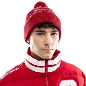 Zimowa czapka z pomponem 120. rocznica Real Sporting de Gijón Siroko SC120 Puxa. Czerwone czapki SIROKO, bez wzorów, z materiału, klasyczne. Za 126,00 zł.