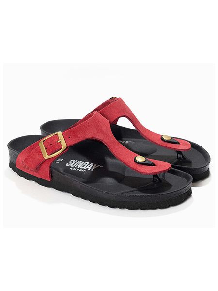 Sunbay Skórzane japonki "Camelia" w kolorze czerwonym rozmiar: 41. Czerwone klapki Sunbay, bez wzorów, ze skóry, z otwartym noskiem, bez obcasa. Za 130,81 zł.