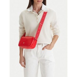 Torebka Beverly Hills Polo Club. Czerwone listonoszki Beverly Hills Polo Club, bez wzorów, bez dodatków. Za 199,99 zł.