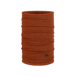 Chusta wielofunkcyjna z wełny merynosów Buff Merino Lightweight. Brązowe apaszki i chusty Buff, bez wzorów, z wełny, sportowe. Za 95,99 zł.