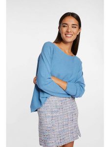 Rich & Royal Sweter w kolorze błękitnym rozmiar: S. Niebieskie swetry oversize Rich & Royal, s, bez wzorów, bez ramiączek. Za 206,42 zł.