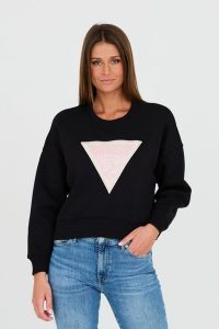 GUESS Czarna krótka bluza. Czarne bluzy Guess, xs, z aplikacjami, bez kaptura. W wyprzedaży za 255,99 zł.