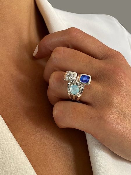 Les Petites Précieuses Srebrny pierścionek z kamieniami szlachetnymi rozmiar: 60. Niebieskie pierścionki Les Petites Précieuses, z cyrkonią, srebrne. Za 260,99 zł.