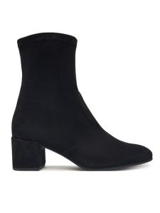 HÖGL Botki Delicate 0-134142-0100 Czarny. Czarne botki HÖGL, bez wzorów, ze skóry, bez obcasa, na słupku, bez zapięcia. Za 579,99 zł.