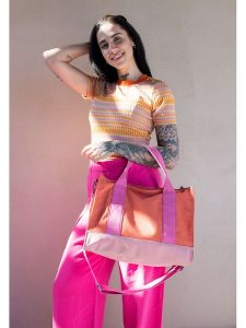 Fritzi aus Preußen Shopper bag w kolorze jasnoróżowo-czerwonym - 40 x 29,5 x 14 cm rozmiar: onesize. Czerwone shopper bag Fritzi aus Preußen, bez wzorów, z materiału, na ramię, bez dodatków. Za 156,61 zł.