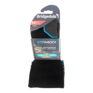 Skarpety wodoodporne Bridgedale StormSock Mid Knee - black/blue 36-39. Czarne skarpetki Bridgedale, bez wzorów. Za 193,99 zł.