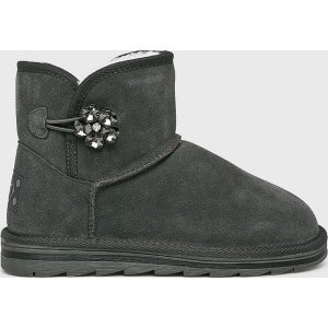 Marco Tozzi - Śniegowce. Buty zimowe marki Marco Tozzi. W wyprzedaży za 179,90 zł.
