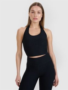 4F Crop top slim gładki damski 4F x Anna Lewandowska - czarny L. Czarne topy 4f, l, bez wzorów, z dzianiny, eleganckie, bez kołnierzyka, bez ramiączek. Za 59,99 zł.