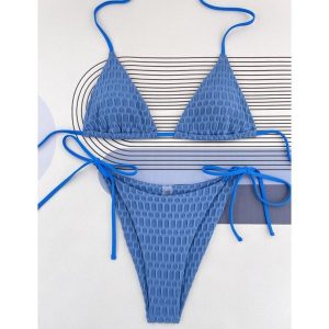 Bikini z wiązaniem na plażę i basen Folkea. Zielone bikini Intica, bez wzorów, z materiału. Za 119,00 zł.
