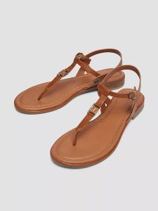 S.Oliver Sandały w kolorze jasnobrązowym rozmiar: 37. Brązowe sandały s.Oliver, bez wzorów, z otwartym noskiem, bez obcasa, bez zapięcia. Za 114,17 zł.