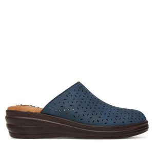 Klapki Go Soft. Niebieskie klapki Go Soft, bez wzorów, bez obcasa. Za 119,99 zł.