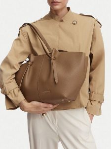 GINO ROSSI Torebka C-LDA92256 Beżowy ciemny. Brązowe shopper bag Gino Rossi, bez wzorów, ze skóry, bez dodatków. Za 229,99 zł.