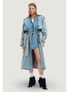 Desigual Trencz CHAQ_VIO Niebieski Casual Fit. Niebieskie płaszcze Desigual, l, bez wzorów, bez kaptura. Za 920,98 zł.