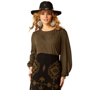 Bluzka damska Ariat Wisteria. Zielone kurtki ARIAT, bez wzorów, z jeansu, bez kaptura. Za 267,50 zł.