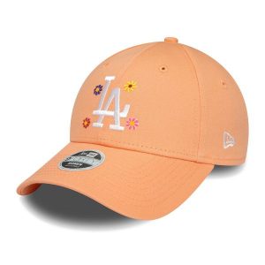 Czapka z daszkiem damska New Era Flower 9Forty Los Angeles Dodgers. Czerwone czapki New Era, bez wzorów. Za 109,99 zł.