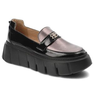 Czarne Półbuty Armodo Eleganckie Wsuwane Obuwie Damskie. Czarne półbuty Armodo, bez wzorów, ze skóry, bez obcasa, bez zapięcia. Za 319,00 zł.