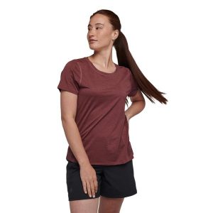 Koszulka turystyczna damska Black Diamond Lightwire SS Tech. Czerwone bluzki Black Diamond, s, bez wzorów, sportowe, bez kołnierzyka, bez ramiączek. Za 134,99 zł.