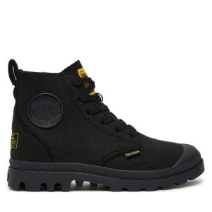 Trapery Palladium. Czarne buty zimowe Palladium, bez obcasa, bez zapięcia. Za 499,99 zł.