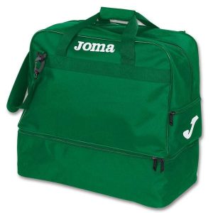 Torba sportowa treningowa na ramię Joma Training III z kieszenią na buty. Zielone torby podróżne i sportowe JOMA, bez wzorów, z materiału, na ramię. Za 119,99 zł.