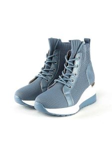 Foreverfolie Sneakersy w kolorze niebiesko-białym rozmiar: 38. Białe trampki Foreverfolie, bez wzorów, z materiału, za kostkę, bez zapięcia. Za 95,95 zł.
