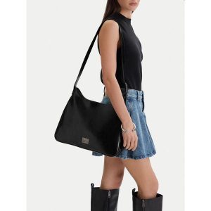 Torebka G-Star Raw. Czarne torebki klasyczne G-Star Raw, bez wzorów, bez dodatków. Za 179,99 zł.