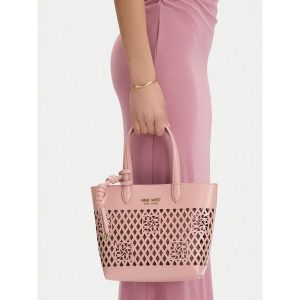 Torebka Nine West. Czerwone torebki klasyczne Nine West, bez wzorów, bez dodatków. Za 249,99 zł.