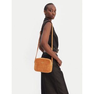 Torebka Patrizia Pepe. Brązowe torebki klasyczne Patrizia Pepe, bez wzorów, bez dodatków. Za 623,99 zł.