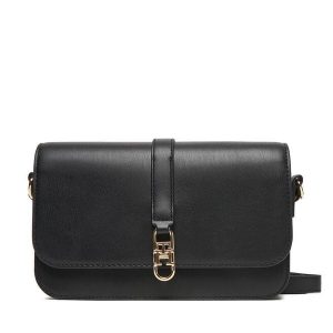 Torebka Tommy Hilfiger. Czarne listonoszki TOMMY HILFIGER, bez wzorów, bez dodatków. Za 519,99 zł.