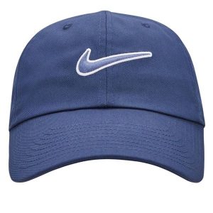 Czapka Z Daszkiem Z Logo Klubu. Niebieskie czapki Nike, bez wzorów. Za 149,99 zł.