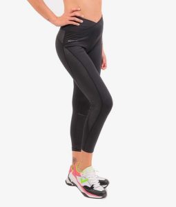 Damskie legginsy Givova ECO. Czarne legginsy Givova, bez wzorów, z elastanu, z podwyższonym stanem, długie. Za 165,25 zł.