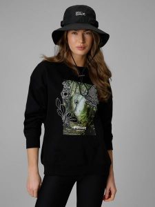 4F Bluza dresowa loose bez kaptura damska - czarna M. Czarne bluzy 4f, m, bez wzorów, z dresówki, bez kaptura. Za 159,99 zł.