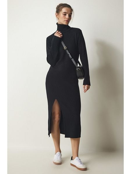 Happiness Istanbul Sukienka dzianinowa w kolorze czarnym rozmiar: onesize. Czarne sukienki Happiness Istanbul, bez wzorów, z dzianiny, bez kołnierzyka, bez ramiączek, maxi. Za 100,28 zł.