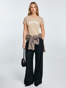BIG STAR Koszulka w kolorze beżowym rozmiar: XXL. Brązowe bluzki Big Star, xxl, bez wzorów, z bawełny, retro, bez kołnierzyka, bez ramiączek. Za 32,99 zł.