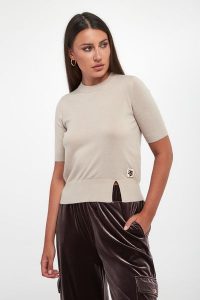 Sweter damski wełniany LIU JO. Swetry klasyczne Liu Jo, xs, z wełny, bez kołnierzyka. Za 449,00 zł.