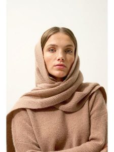 Perfect Cashmere Kaszmirowy szal "Lea" w kolorze beżowym - 180 x 30 cm rozmiar: onesize. Brązowe szaliki Perfect Cashmere, bez wzorów, z kaszmiru. Za 406,57 zł.