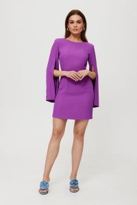 Lawendowa Mini Sukienka z Rozciętymi Rękawami. Fioletowe sukienki MOE, l, bez wzorów, z elastanu, wizytowe, bez kołnierzyka, bez ramiączek, mini. Za 328,90 zł.