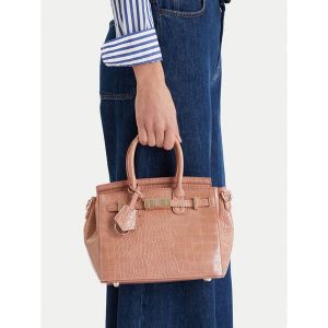 Torebka Nine West. Czerwone kuferki Nine West, bez wzorów, bez dodatków. Za 199,99 zł.