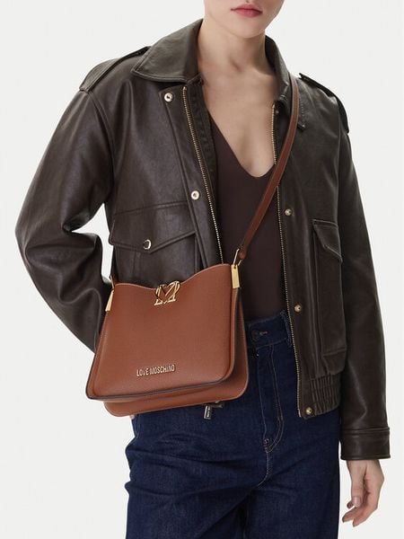 LOVE MOSCHINO Torebka JC4127PP1OLM0200 Brązowy. Brązowe listonoszki LOVE MOSCHINO, bez wzorów, ze skóry, bez dodatków. Za 538,99 zł.